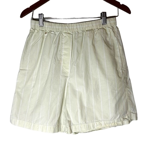 Aritzia Pants - Aritzia Wilfred  Free Breeze Shorts 6" Inseam